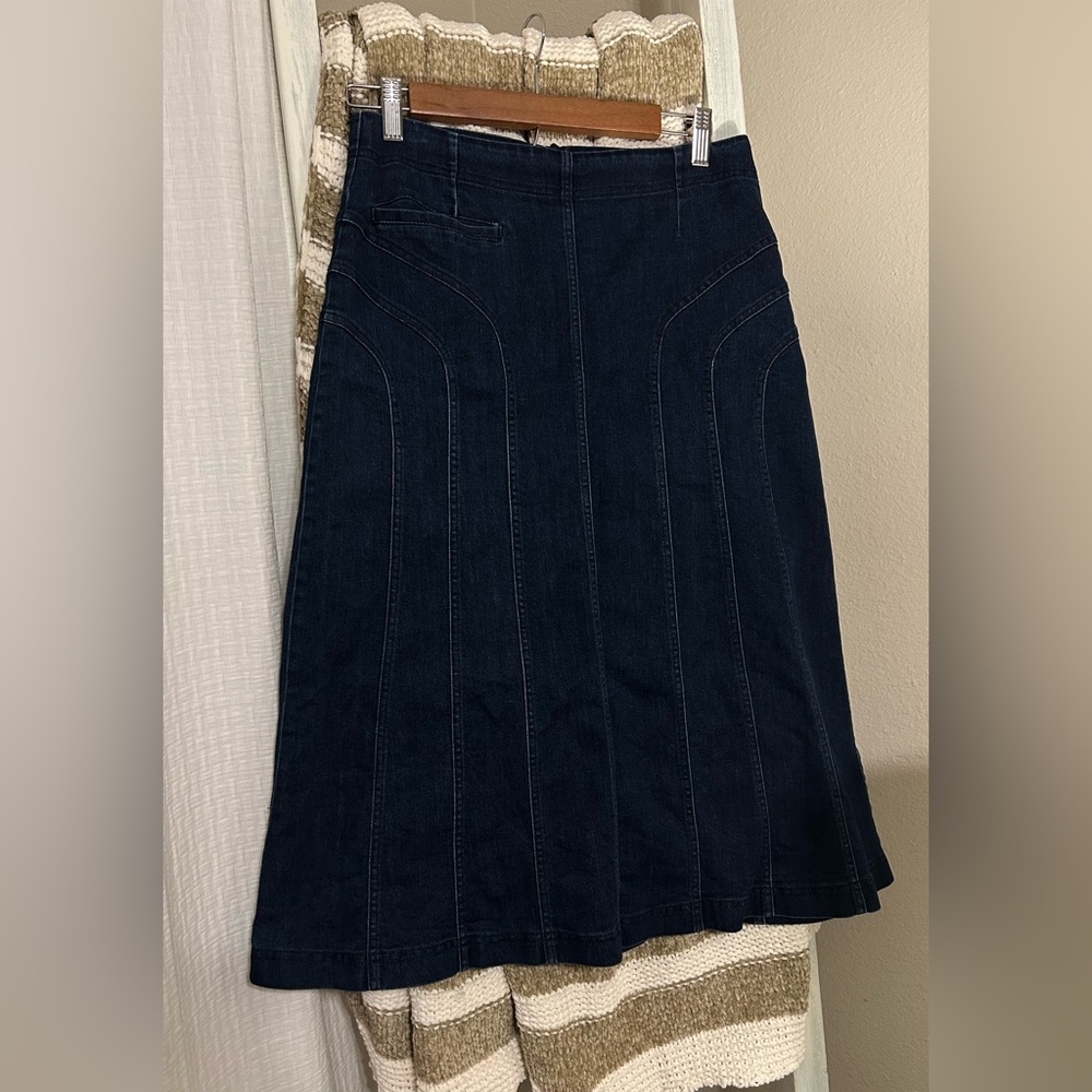 New Creation skirt. Size S. 30”